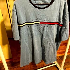 Tommy Hilfiger T shirt